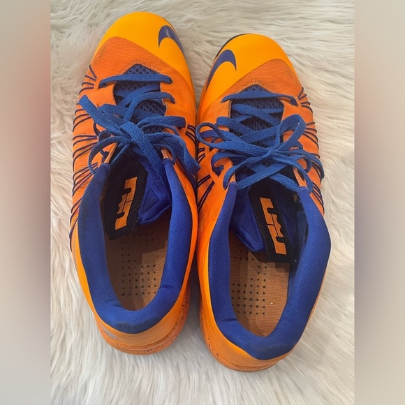 Nike LeBron X Low- Knicks, Size 13 - Picture 7 of 11